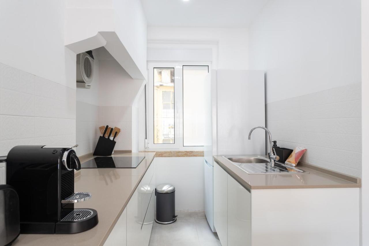 Flh Downtown Central Flat With Balcony Lisbon Exterior photo